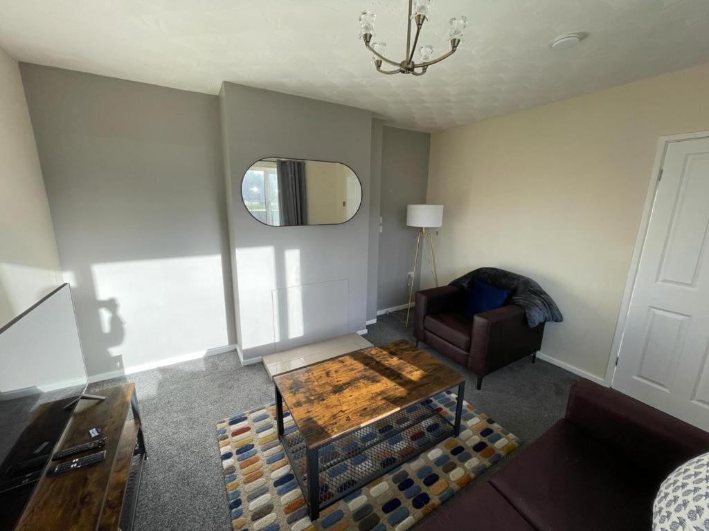 Stunning 3 Bedrooms House With Garden And Free Parking Barnsley Zewnętrze zdjęcie